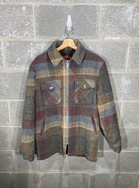 Vintage 1990s Plaid Made in USA Woolrich Jacket