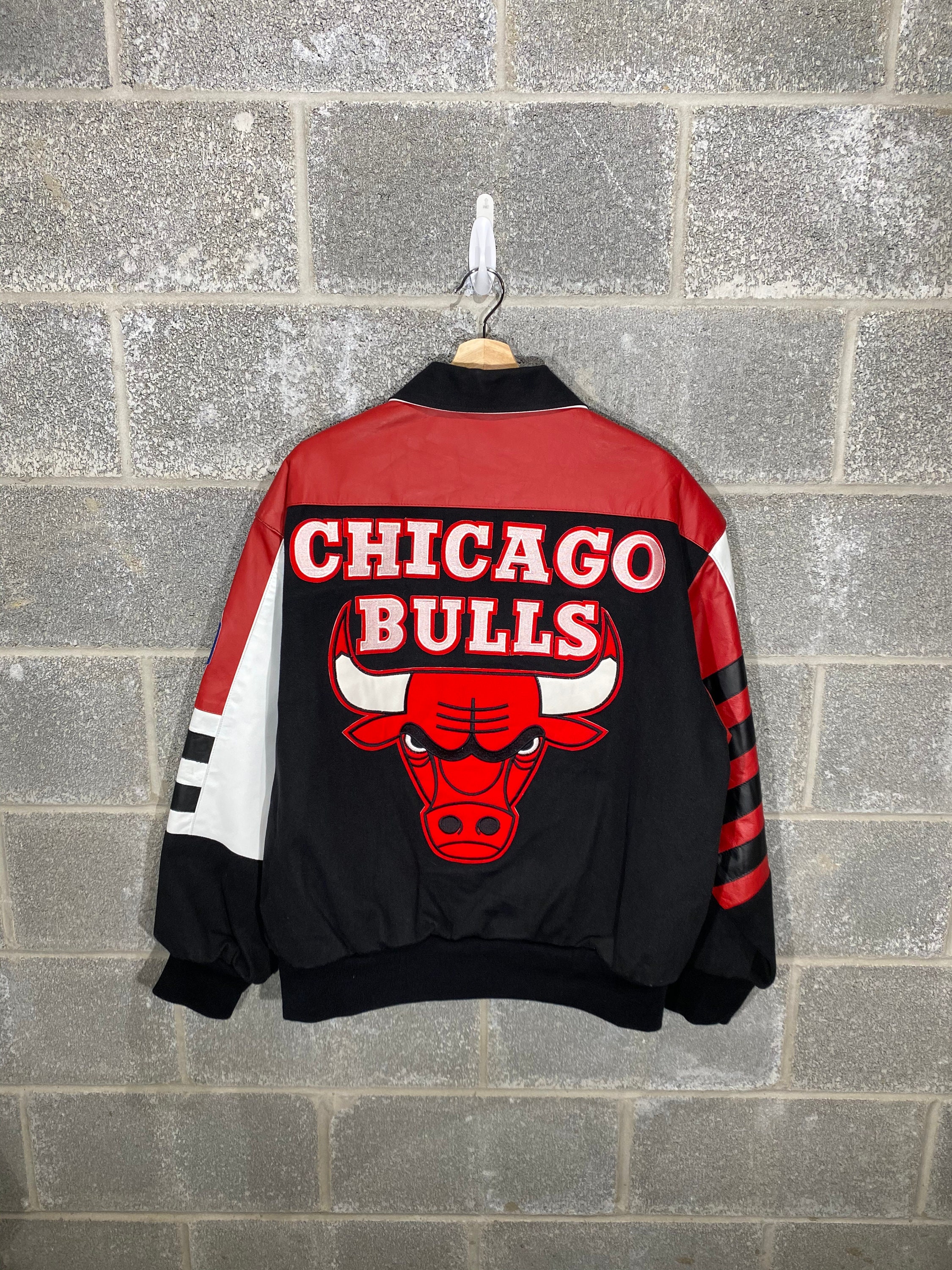 Maker of Jacket NBA Teams Jackets Chicago Bulls Vintage Red Three Peat Leather