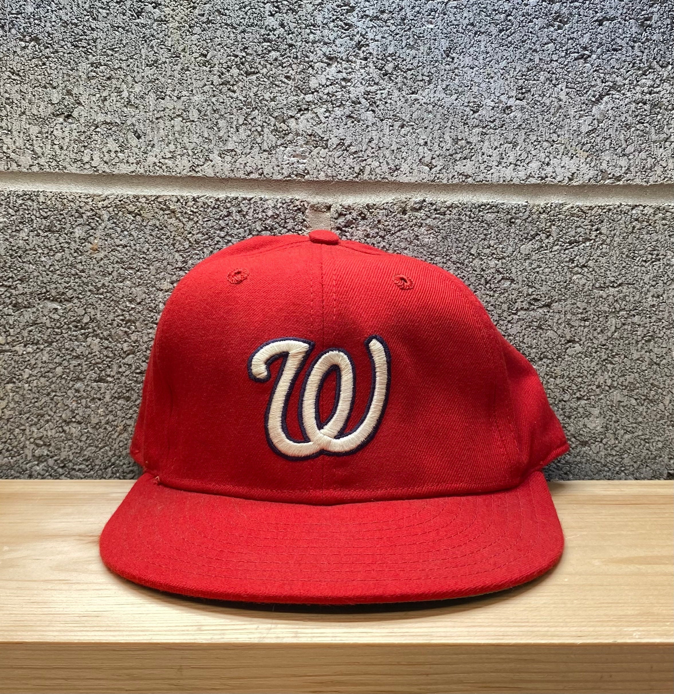 Vintage 1990s Washington Nationals New Era Made in USA Diamond 