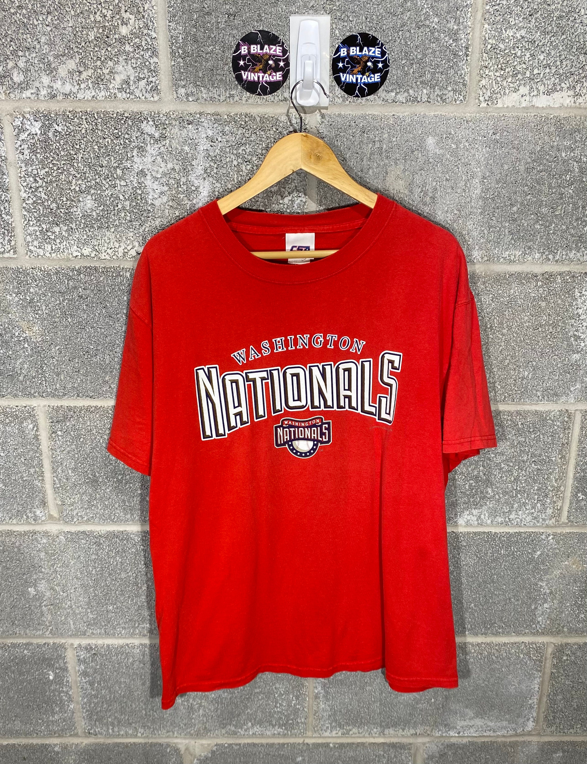 Vintage Y2K 2000s Washington Nationals MLB Baseball Graphic 