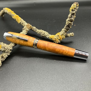 Vulpen Amboina Maser, elegante vulpen met Bock penpunt, handgedraaid