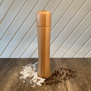 Spice mill, pepper mill, salt mill Ulme Rüster wood hand-turned