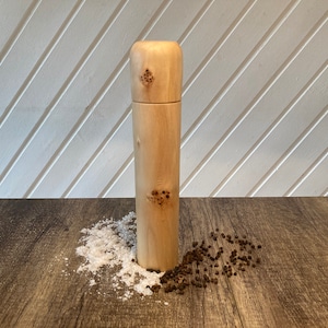 Spice mill, pepper mill, salt mill poplar wood hand-turned