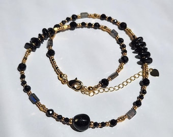Greenland Nuummite Pendant Beaded Necklace with Nummite Chips, Labradorite, and Black Spinel