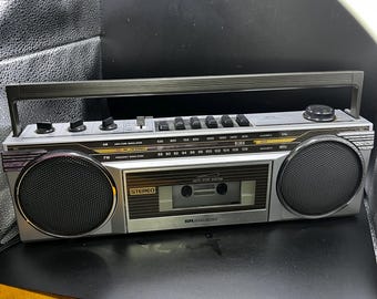 Vintage Sears Model 564.21020450 AM/FM Cassette Boombox TESTED!