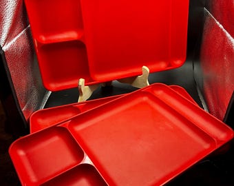Bandeja Tupperware roja vintage rara 1535-4 con compartimentos para la cena y la televisión (lote de 3)