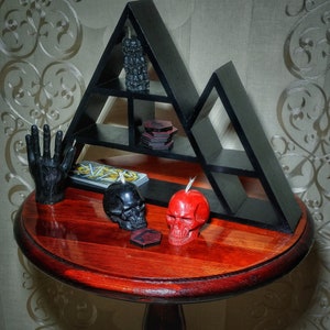 Crystal Wood Shelf Triangle