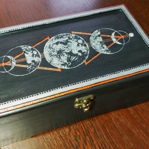 WitchCraft Box/Altar:Moon Phases