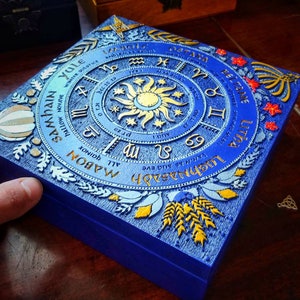 Altar box - Wheel of the year Blue-Gold