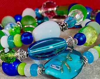 Beaded memory wire bracelet