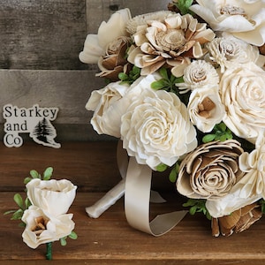 Vom Land inspirierter Hochzeitsstrauß mit passender Boutonniere, Andenken Hochzeitsblumen, Sola-Holzblumen, Brautstrauß, Bräutigam Boutonniere