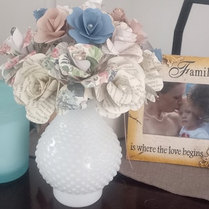 Paper Flower Bouquet, Book Page Flowers, Teachers Gift, Paper Anniversay Gift, Literary Decorations, Origmai Flowers, Literary Theme