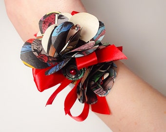 Comic Book Paper Flower Wrist Corsage, Vintage Comic Book, Book Page Wrist Corsage for Prom or Wedding, Custom Corsages, Paper Roses