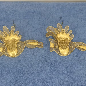 2 Vintage Flying Metal Wire Ducks Hanging Tree Ornaments Gold Painted