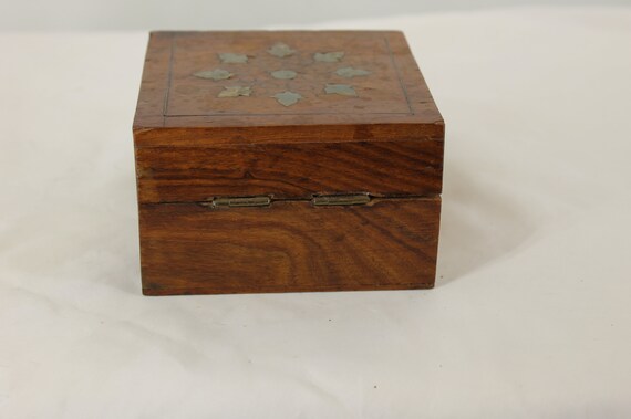 Trinket Box With Inlaid Brass Vintage 4 x 4 x 2 1… - image 3