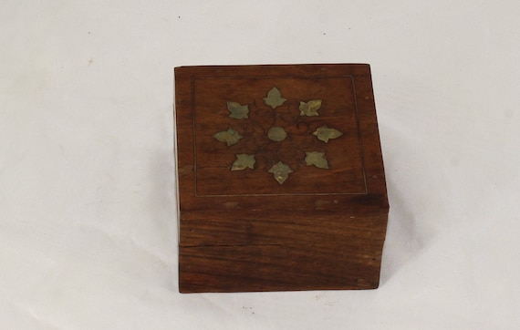 Trinket Box With Inlaid Brass Vintage 4 x 4 x 2 1… - image 1