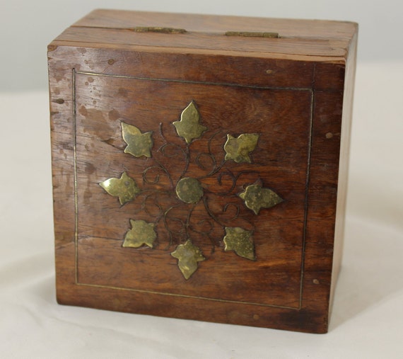 Trinket Box With Inlaid Brass Vintage 4 x 4 x 2 1… - image 5
