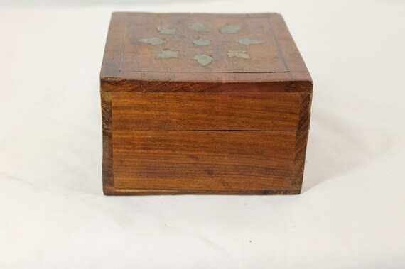 Trinket Box With Inlaid Brass Vintage 4 x 4 x 2 1… - image 4
