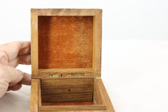 Trinket Box With Inlaid Brass Vintage 4 x 4 x 2 1… - image 7