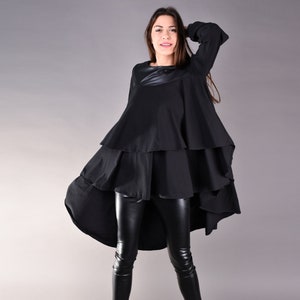 ゆったりとした黒のチュニック、オーバーサイズチュニック、チュニック、プラスサイズのチュニック、黒のトップス、贅沢なチュニック、マキシチュニック、女性用チュニック、長袖チュニック