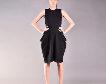 Sleeveless Black Knee Length Dress