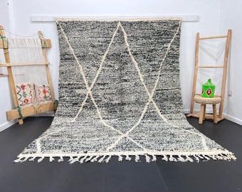 Tappeto marocchino Beni Ourain fatto a mano: lana personalizzata, design berbero