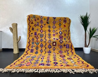 Handmade Wool Berber Rug: Geometric Moroccan Carpet (8.3 X 5.3 Feet)