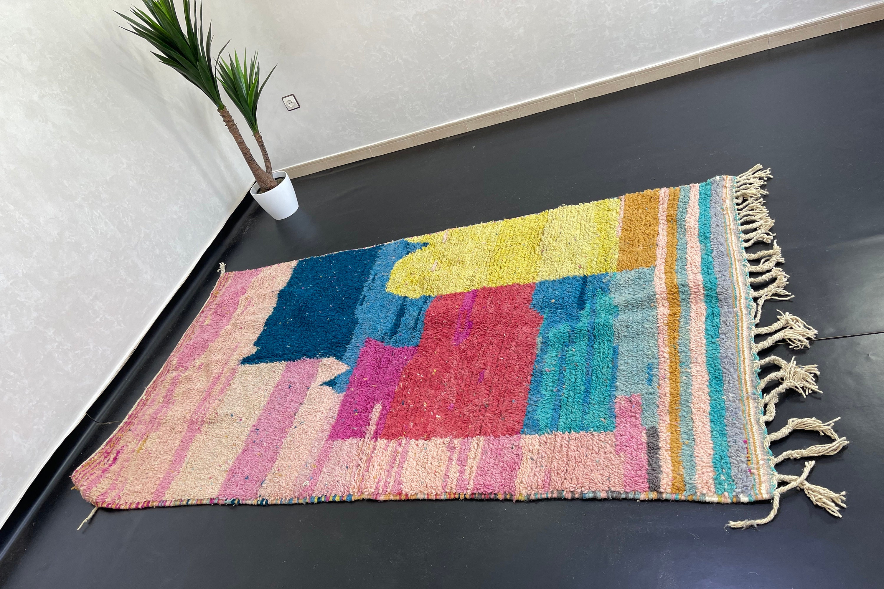 手作りベルベルブージャードラグ：本物のモロッコ羊毛カーペット（8.2