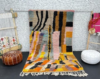Colorful Berber Boujad Rug: 5x8.7 ft Handwoven Moroccan Wool Rug