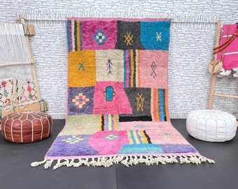 Handmade Berber Rug: Colorful Moroccan Boujad Wool Rug (5x8.7 ft)