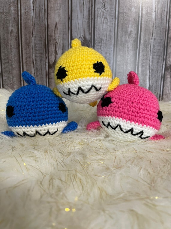 Baby faded shark amigurumi pattern