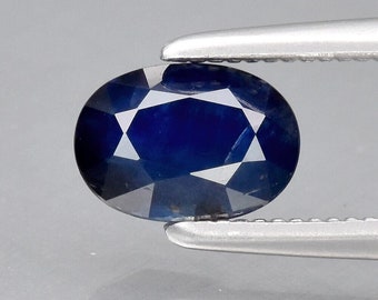 Saphir bleu Chauffé avec résidus d'Afrique - Ovale 0.84 Carat - 6.0 x 4.5 x 3.3 mm