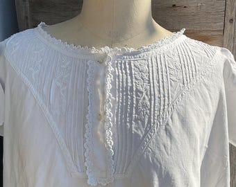 RB monogrammed vintage French night gown or summer dress, hand stitched, floppy silky linen, scalloped cutwork hems, beautiful embroidered