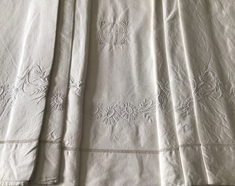 GB monogrammed metis vintage sheet, hand embroidered, great condition