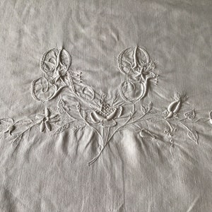 Antique embroidered and monogrammed RP sheet, fine light weight linen, two middle seams , 310x260 cm