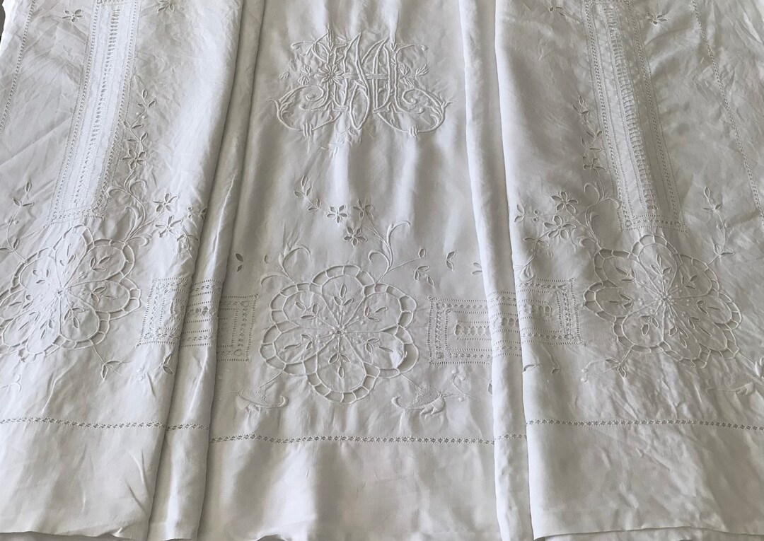 Gorgeous MH Monogram on a Fil De Lin Sheet With Richelieu Flowers and ...