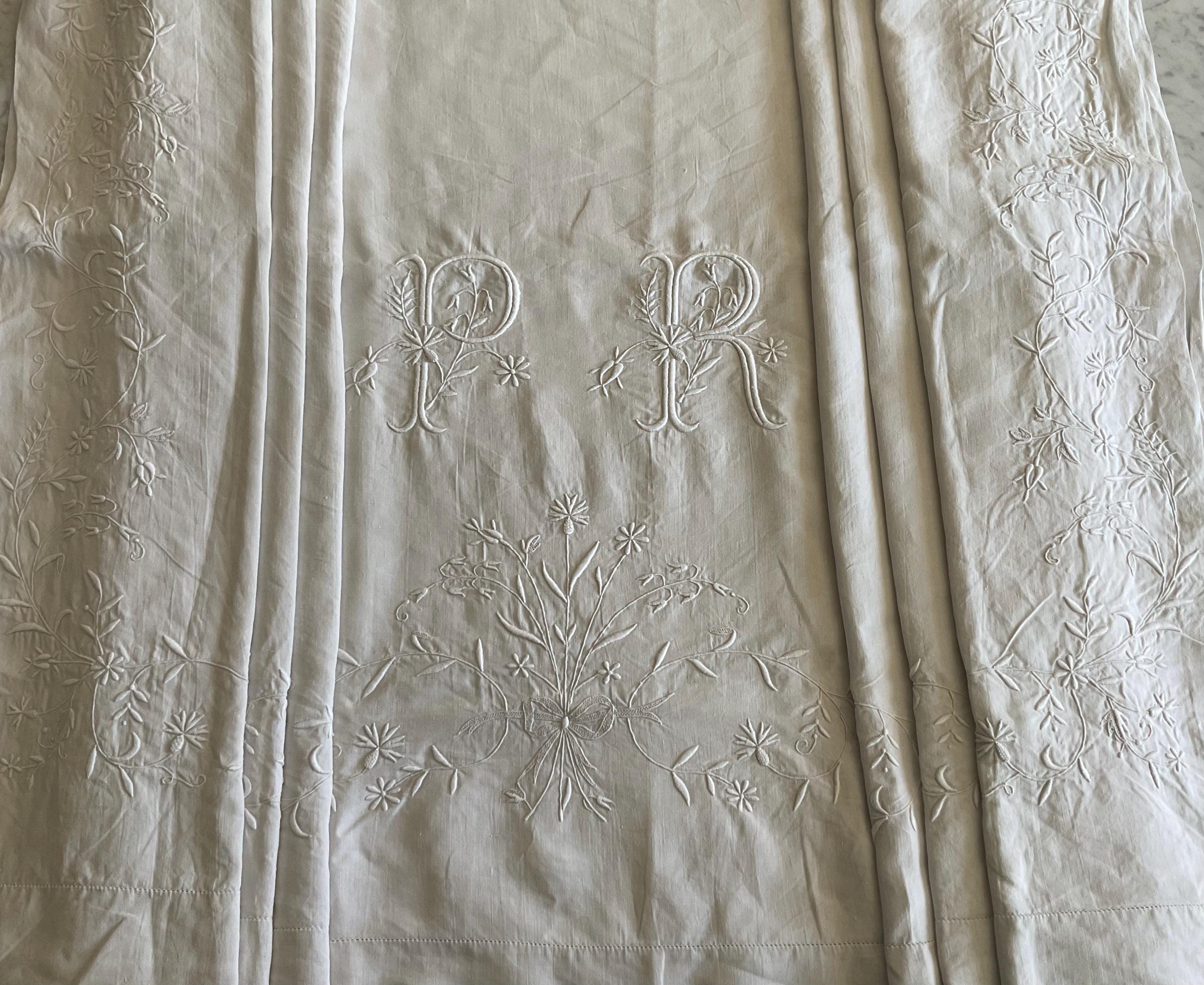 Aleandro Striscia Centro Tavola In Puro Lino Antico 40x85 Cm - Ricamo A Mano Made In Italy (Champagne) - 3