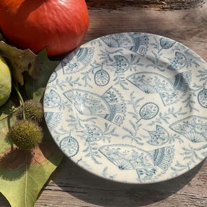 Plato/plato antiguo (principios de 1900), terre de fer, eventails, Longwy, plato coleccionable, bleu transferware, faiencerie