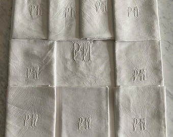 9 PM monogrammed napkins with matching table cloth, hand embroidered, really white, linen damask from the 50’s, vintage French