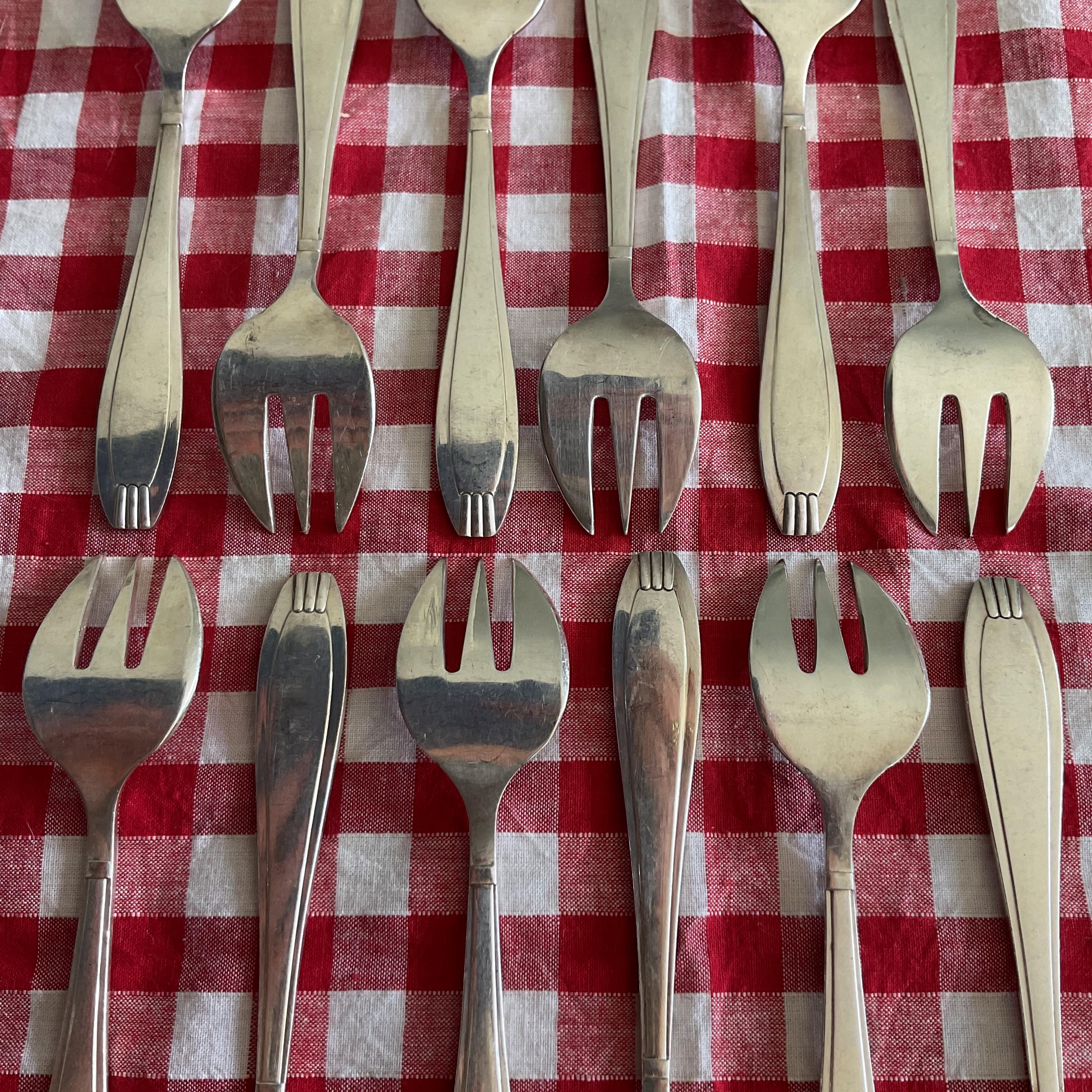 Set of 12 Vintage French Silver Plated Oyster Forks in Original