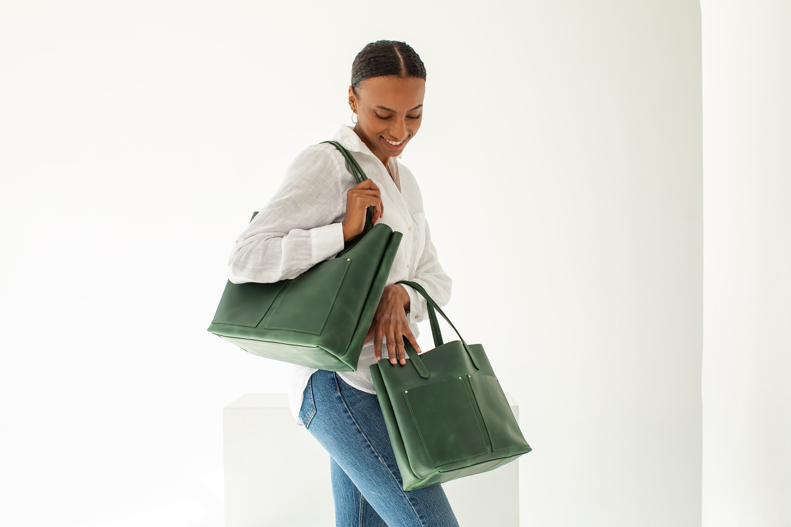 ショルダーバッグ・ポシェット GREEN STUFF Simple shopper bag 62 classic corduroy green Green Tote Bag Tote Bag With Pockets Work Tote Bag Leather