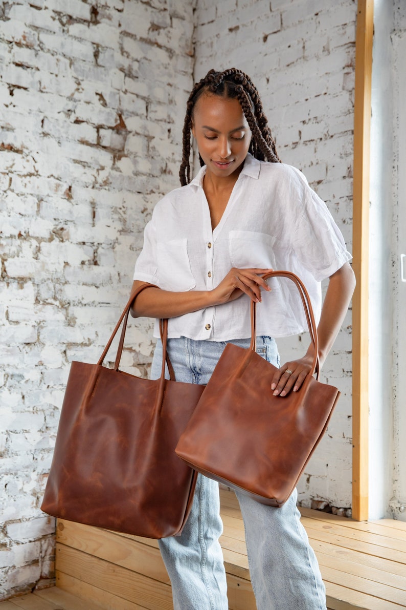 Leather shoulder bag Tote bag women Small shoulder bag Shoulder tote bag Brown shoulder bag Mustard tote bag Tote with shoulder strap Cognac brown