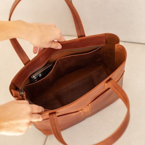 Brown tote bag women Leather tote bag with pockets Large leather tote bag Crossbody tote bag Leather tote bag brown Crossbody tote image 6