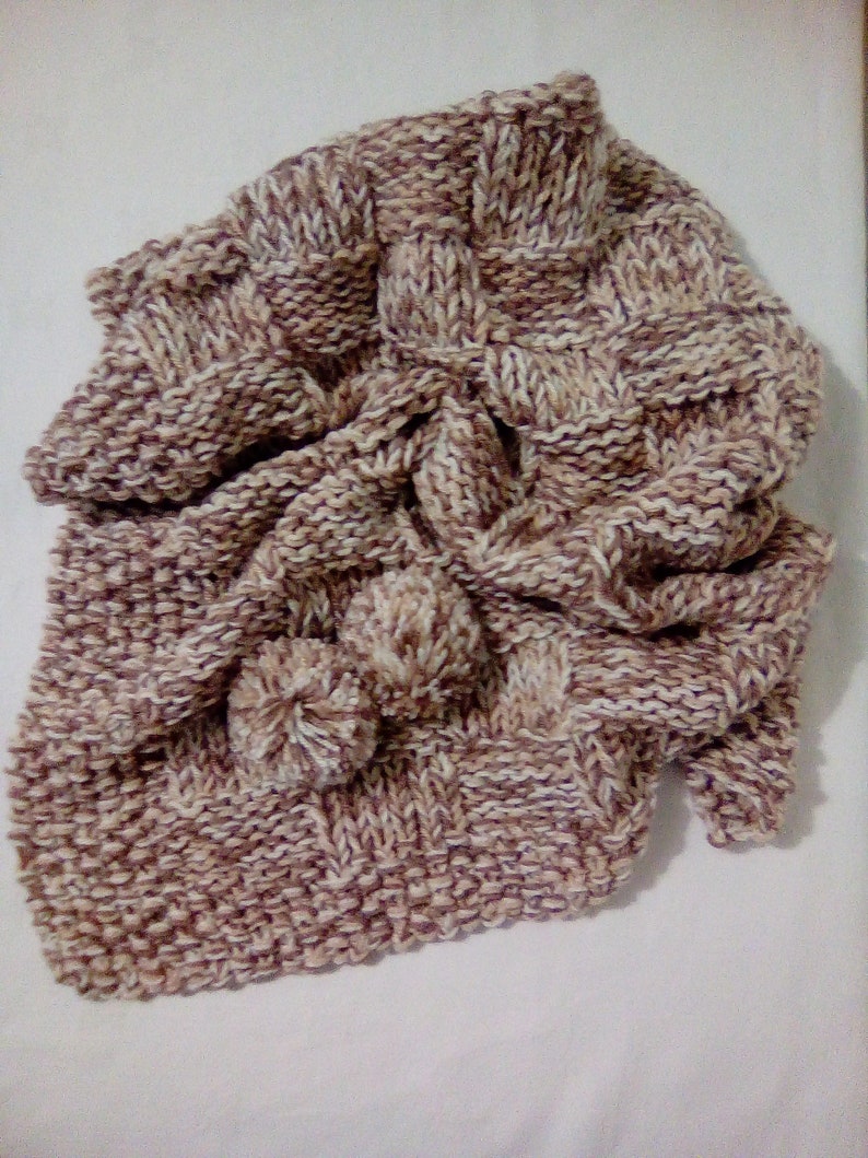 Chunky knit baby blanket suitable for buggy or car seat.