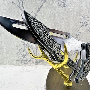SILVER STINGRAY skin, D2, mechanical folding knife, outdoor camping, rescue pocketknife, hand tool, blade tactical, hunting, hunter, groom