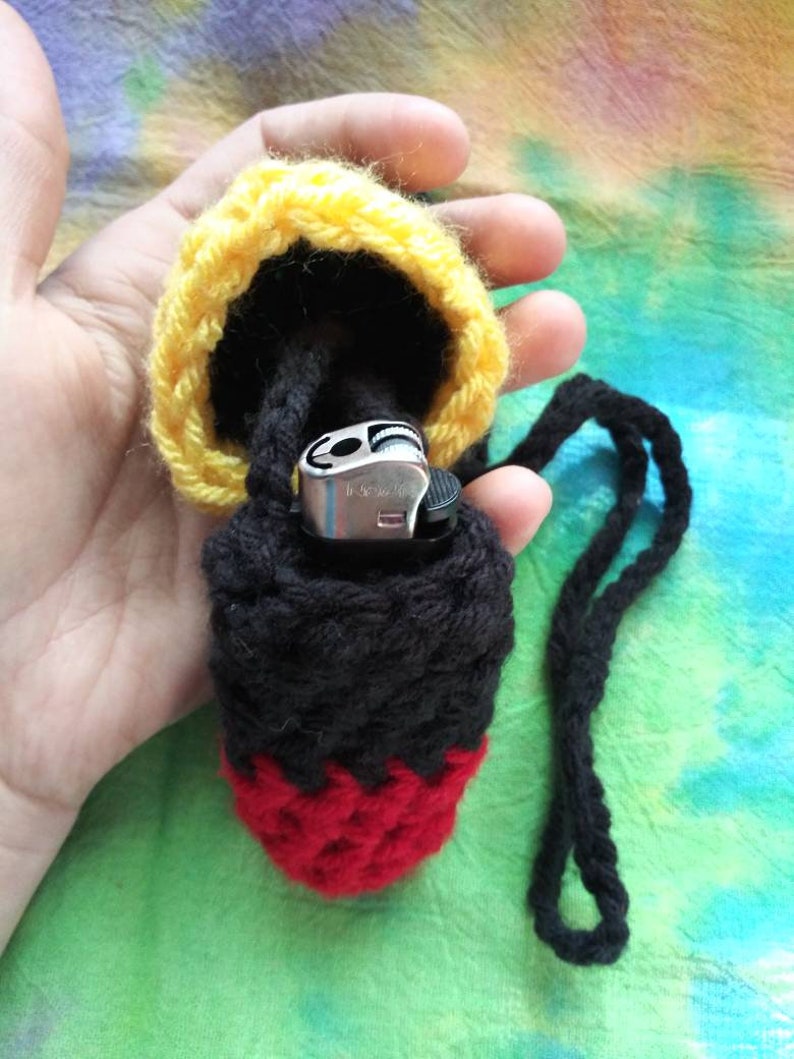 Rasta mushroom pouch