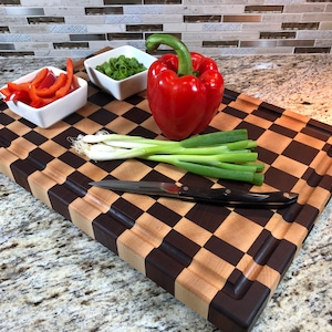 Personalized Cutting Board, End Grain Cutting Board, Butcher Block End Grain Cutting Boards, with Juice Groove