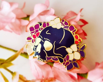Peculiar Enamel Brooch - Floral Skull