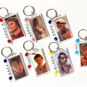 OUTERBANKS Custom Keychain | Pogue Life | JJ | John B | Sarah | Kiara | Cleo | Pope| Rafe | P4L | Outer Banks Photo Key Chain +/- Name Charm