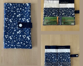 Pochette papiers de santé et carte vitale compartimentée en tissu